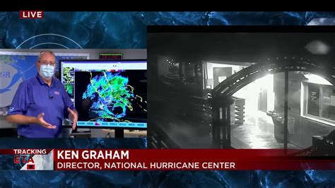 national hurricane center miami live